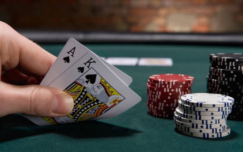 Cách Lên Bài Poker Đẹp - Bí Kíp Tăng Cơ Hội Thắng Lớn 2 Tại sao việc lên bài đẹp quan trọng?